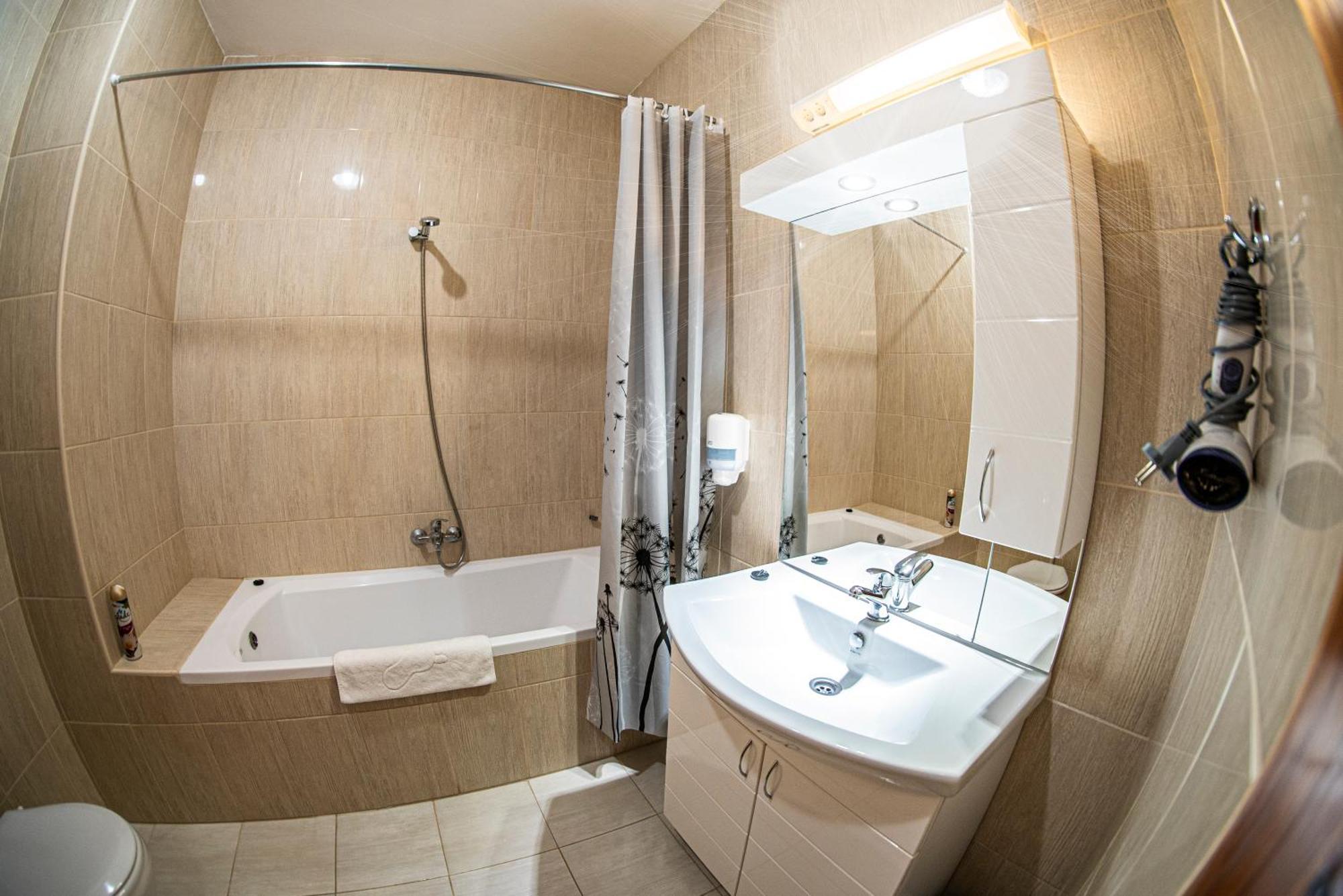 Ozoon Hotel Nyíregyháza Exteriér fotografie